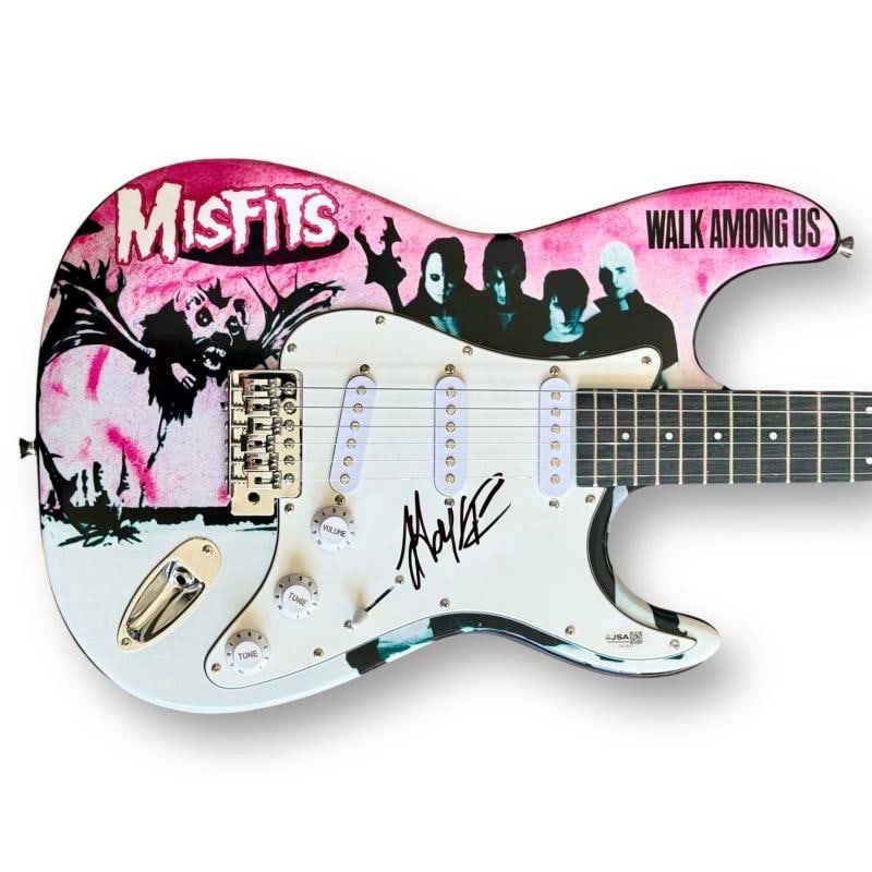 Doyle Wolfgang Von Frankenstein Signed Guitar Custom Graphics JSA COA Misfits: Industry: Music,Signed: Yes,Autograph Authentication: James Spence (JSA),Object Type: Guitar & Guitar Pick,Original/Reproduction: Original,Country of Origin: United States
