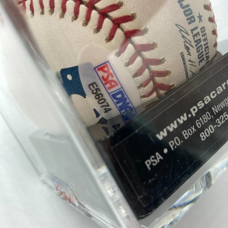 Willie Mays Signed Major League Baseball PSA DNA Graded 9.5 MINT+ - 3