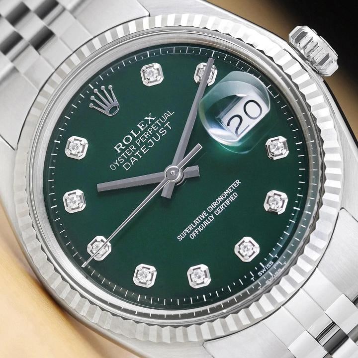ROLEX MENS DATEJUST GREEN DIAMOND DIAL 18K GOLD STEEL WATCH w/ JUBILEE BAND: Condition: Pre-owned - Excellent,Bezel Color: Silver,Max Wrist Size: 7.26-7.5 in,Number of Jewels: 26 Jewels,Indices: Diamond Markers, 12-Hour Dial,Bezel: Rolex 18K White Gold Fluted Bezel,Band/Strap: