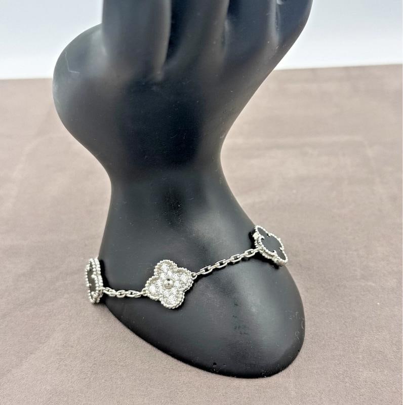 Van Cleef & Arpels Vintage Alhambra 5 Motif Black Onyx Diamond Bracelet - 7