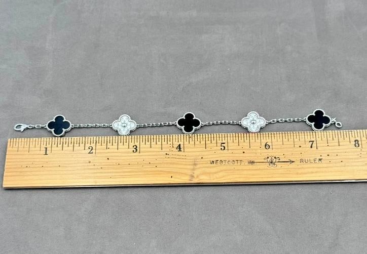 Van Cleef & Arpels Vintage Alhambra 5 Motif Black Onyx Diamond Bracelet - 9