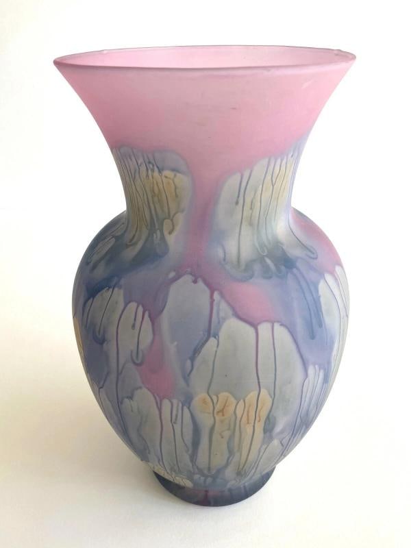 VTG 1980'S JERUSALEM ART GLASS HAND PAINTED FROSTED DRIP GLAZE LRG FLOWER VASE - 10