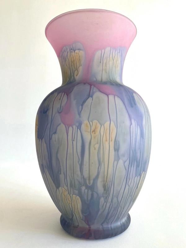 VTG 1980'S JERUSALEM ART GLASS HAND PAINTED FROSTED DRIP GLAZE LRG FLOWER VASE - 11