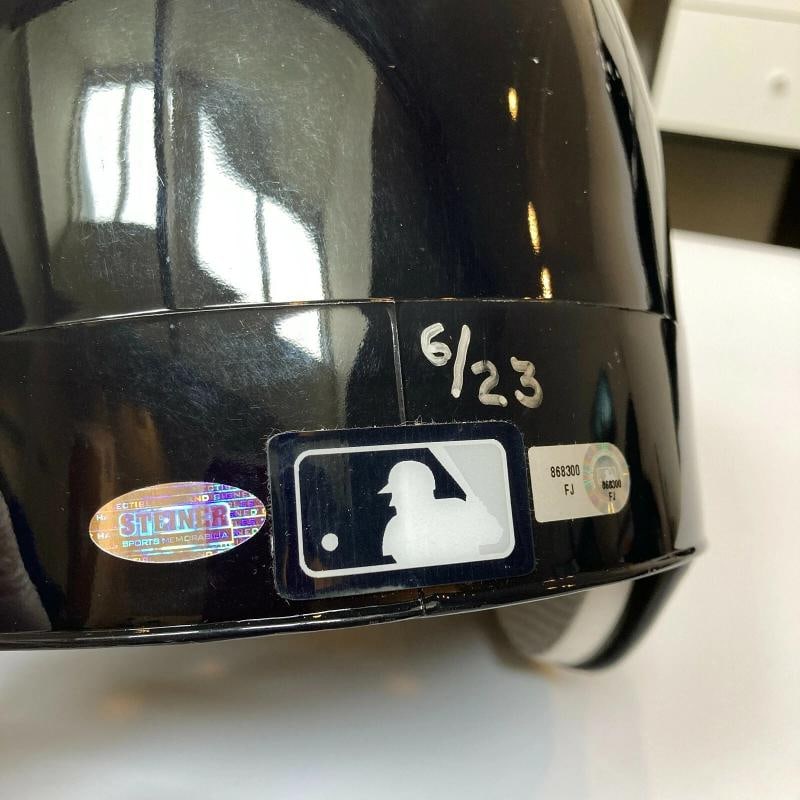 Beautiful Derek Jeter New York Yankees Captains Signed Game Helmet Steiner & MLB - 4