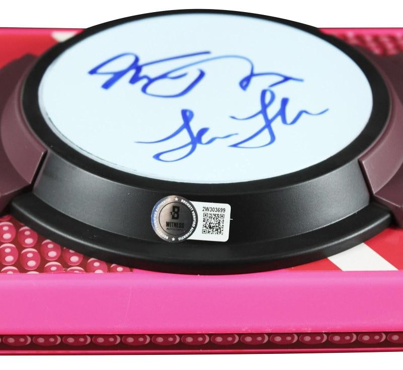 Back To The Future (4) Fox, Lloyd, Thompson & Wilson Signed Hoverboard BAS Wit - 4
