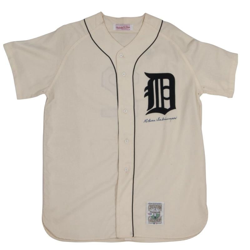 Rare Charlie Gehringer Signed Autographed Detroit Tigers Jersey With PSA DNA COA: Product: Jersey,Sport: Baseball-MLB,Team: Detroit Tigers,Player: Charlie Gehringer,Original/Reprint: Original,Country of Origin: United States