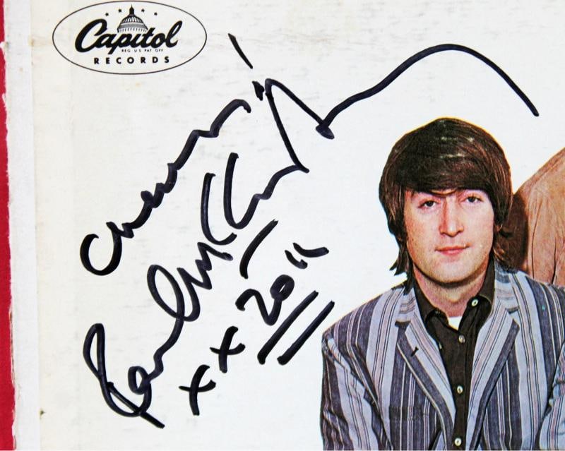 Paul McCartney The BeatlesSigned & Framed Yesterday & Today Album Cover PSA/DNA - 3