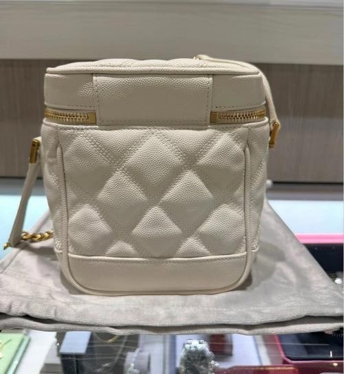 Saint Laurent 80's Vanity Shoulder Bag Blanc Vintage Quilted Calfskin (2020) - 5