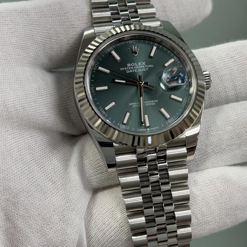2024 Rolex Datejust 41 126334 Mint Green Dial 18K Gold Bezel Steel Box Papers - 3