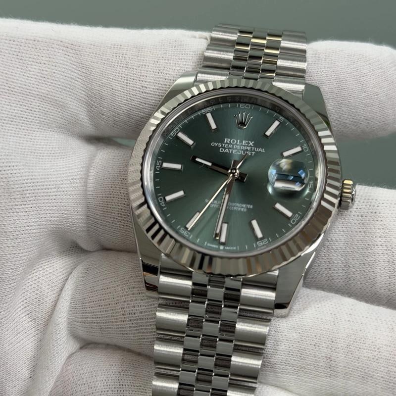 2024 Rolex Datejust 41 126334 Mint Green Dial 18K Gold Bezel Steel Box Papers - 6