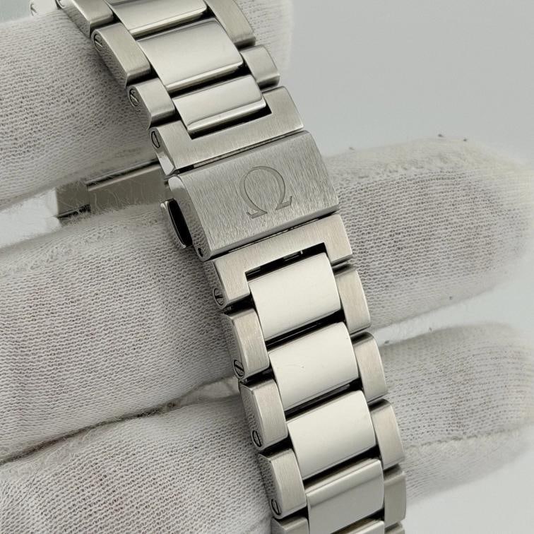 Omega Seamaster Aqua Terra GMT Chronograph 231.10.43.52.06.001 43mm Steel - 9
