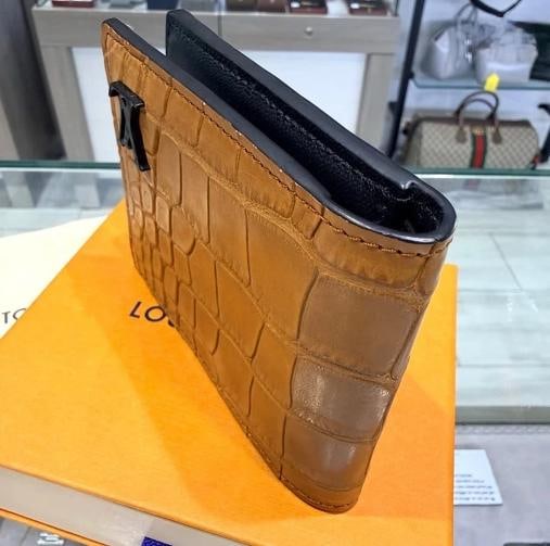 Louis Vuitton Multiple Wallet Genuine Niloticus Alligator Leather - 4