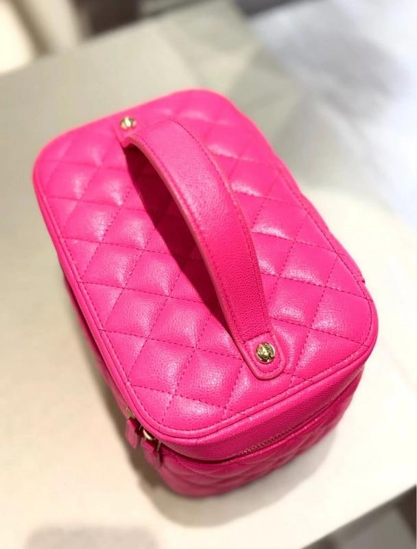 Chanel Large Vanity Top Handle Pink Caviar Gold Hardware w/ Detachable Mirror - 5