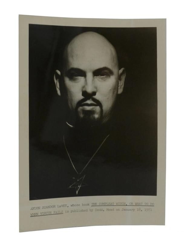 Compleat Witch ~ ANTON SZANDOR LAVEY ~ Signed First Edition 1st 1971 Review Copy - 7