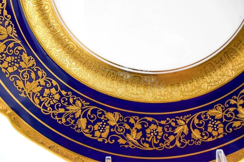 12 Royal Doulton Raised Gold Gilt & Cobalt Blue Fancy Dinner Plates, Circa 1920 - 5