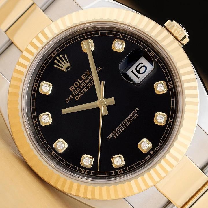 2019 CARD ROLEX DATEJUST 41 126333 BLACK FACTORY DIAMOND 18K GOLD STEEL WATCH: This is an authentic Rolex Datejust 41 126333 black factory diamond dial watch with 18K yellow gold and stainless steel oyster bracelet, 18K yellow gold fluted bezel, and Rolex warranty card.