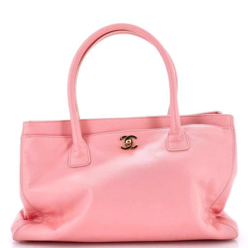 Chanel Cerf Executive Tote Leather Medium (1 of 5)