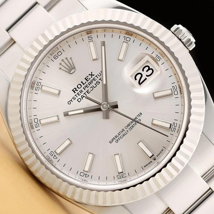 2024 CARD ROLEX DATEJUST 41 126334 SILVER DIAL 18K GOLD STEEL OYSTER WATCH: This is an authentic Rolex Datejust 41 126334 watch with 18K white gold fluted bezel, Rolex stick dial, Rolex stainless steel oyster bracelet, and Rolex warranty card. Descriptions: Brand: Rolex