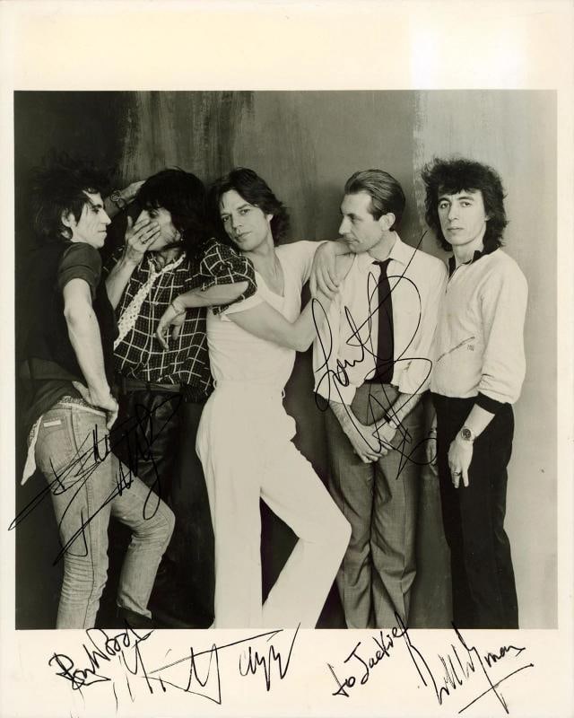 Rolling Stones (5) Richard, Jagger Authentic Signed 8x10 Photo PSA/DNA #V03018: Object Type: Photograph,Autograph Authentication: PSA,Industry: Movies,Original/Reproduction: Original,PRODUCT_COA: PSA,PRODUCT_SIGNED_BY_NAME: Keith Richards, Mick Jagger, Ronnie Wood, Charlie Watts 