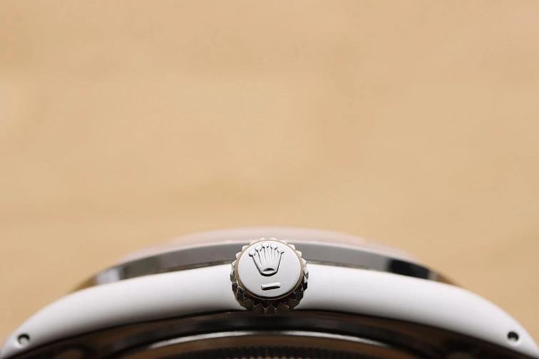 ROLEX DATEJUST 1601 18K GOLD STEEL WHITE DIAL DIAMOND BEZEL OYSTER BAND WATCH - 9