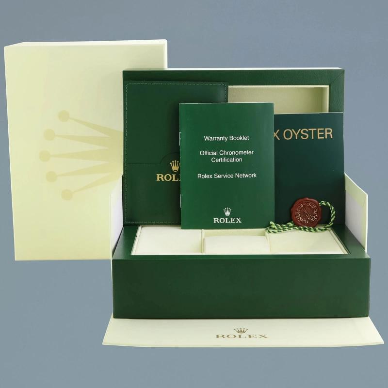 MINT 2007 Rolex 16618LB Submariner 40mm Yellow Gold Blue Sunburst Dial Watch Box - 7