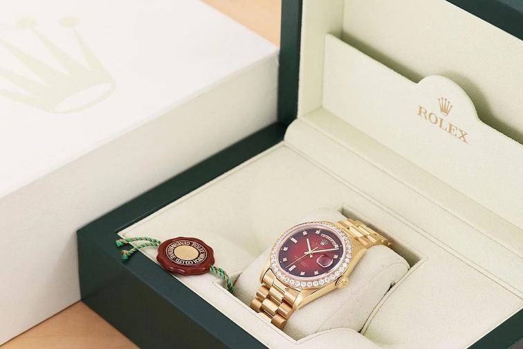 ROLEX MENS DAY-DATE PRESIDENT 2.0 CT BEZEL 18K GOLD RED VIGNETTE DIAMOND WATCH - 6