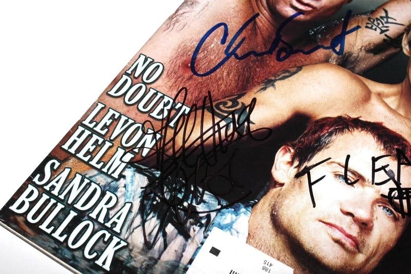 RED HOT CHILI PEPPERS BAND SIGNED ROLLING STONE MAGAZINE BECKETT COA x4 FLEA AK+ - 4