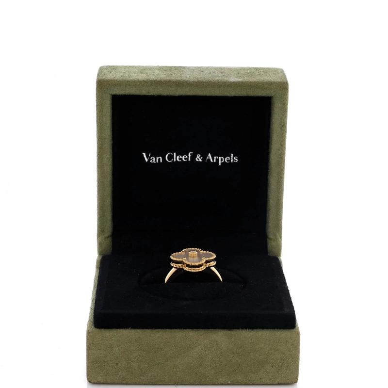 Van Cleef & Arpels Vintage Alhambra Ring 18K Yellow Gold with Mother of Pearl - 2