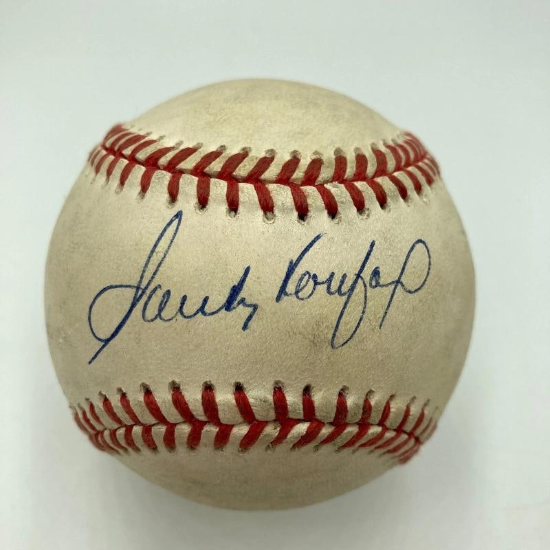 Sandy Koufax Signed Official National League Baseball Beckett COA: Sport: Baseball,Player: Sandy Koufax,Signed: Yes,Original/Reprint: Original,Autograph Authentication: Beckett Authentication Services (BAS),Product: Ball,Team: Los Angeles Dodgers,Country of Origin: U