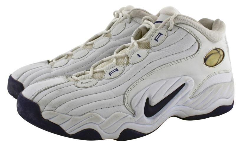 Jazz John Stockton Authentic Signed Game Used Nike Size 12.5 Shoes BAS #AA03719 - 6