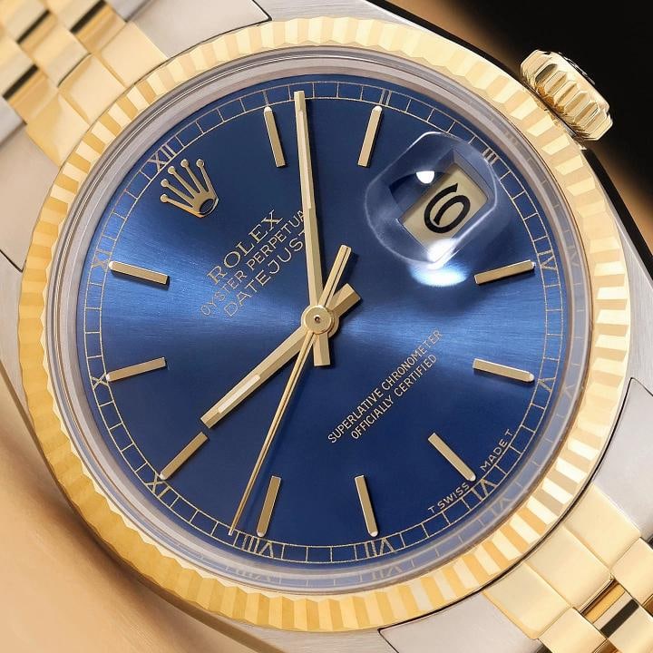 ROLEX MENS DATEJUST 16013 BLUE DIAL 18K YELLOW GOLD STAINLESS STEEL WATCH: Condition: Pre-owned - Excellent,Bezel Color: Gold,Max Wrist Size: 7.26-7.5 in,Number of Jewels: 27 Jewels,Indices: Stick Indexes, 12-Hour Dial,Bezel: Rolex 18K Yellow Gold Fluted Bezel,Band/Strap: Br