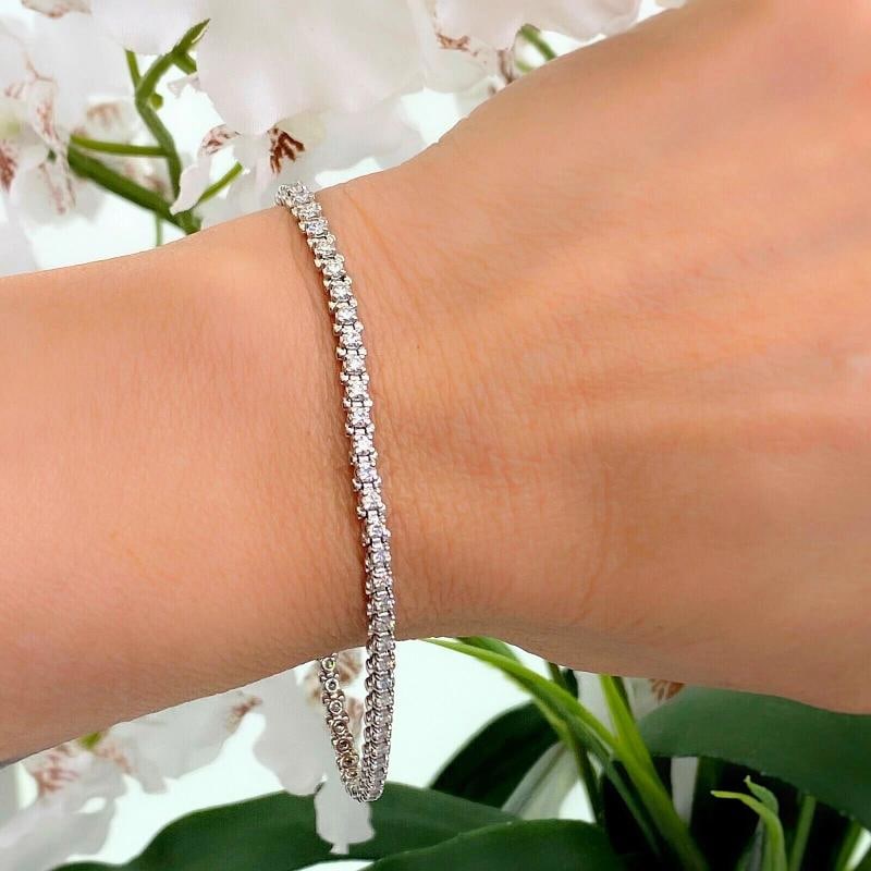 Round Brilliant Diamond Tennis Bracelet 14K White Gold