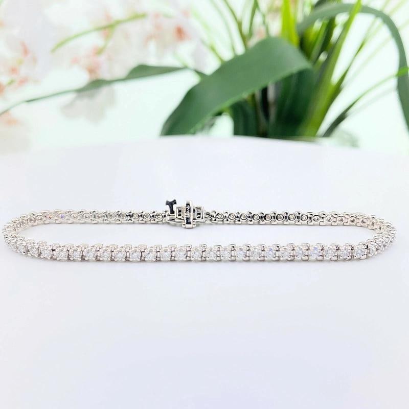 Round Brilliant Diamond Tennis Bracelet 14K White Gold - 7