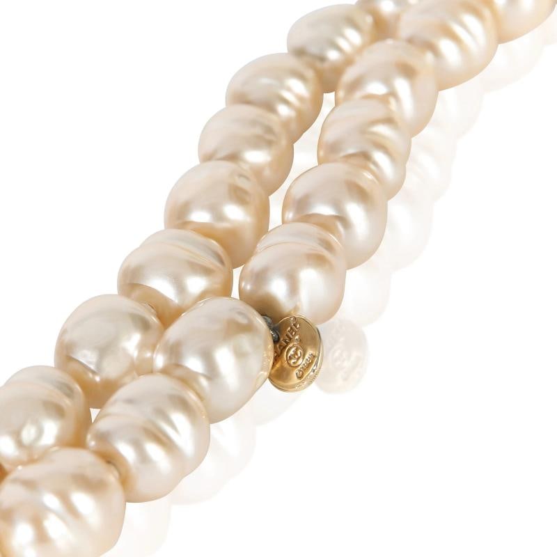 Chanel Gold-Plated Vintage 1981 Faux Baroque Pearl Necklace - 2