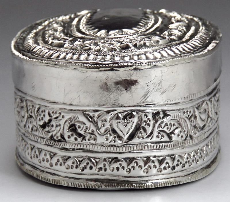 Lovely Mid-Late 1800's Antique Asian 900 Silver Box - 3