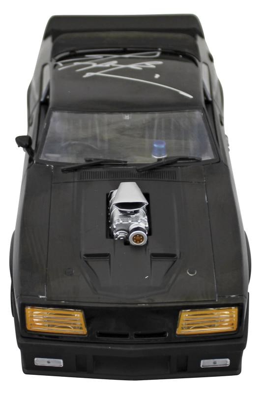 Mel Gibson Mad Max Signed 1:18 Die Cast Metal 1973 Ford Falcon XB Beckett - 5