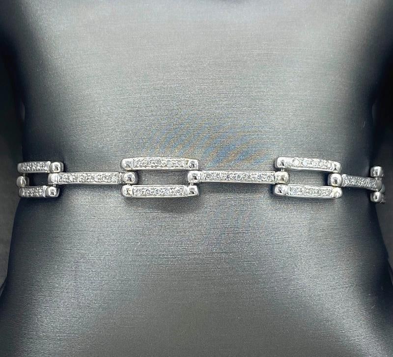 Round Diamond Square Link Bracelet 14kt White Gold: Condition: Pre-owned - Excellent,Number of Diamonds: 119,Main Stone Creation: Natural,Shape: Round,Main Stone Color: White,Metal: White Gold,Item Length: 7 in,Secondary Stone: Diamond,Main Stone: