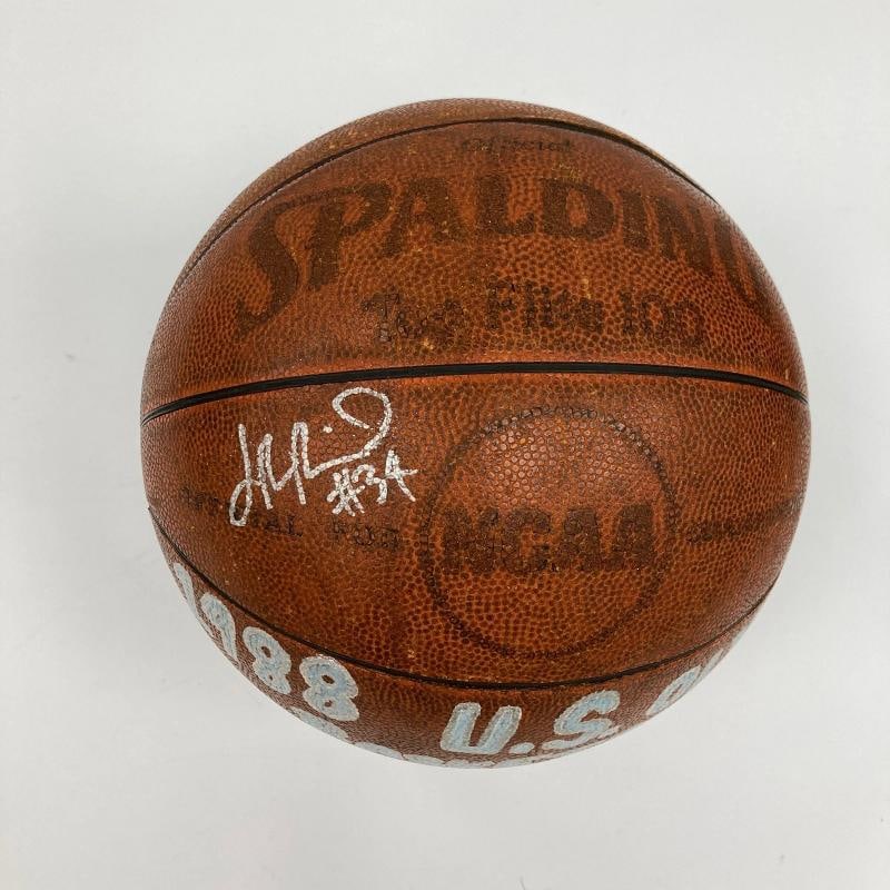 1988 Team USA Olympics Signed Basketball David Robinson JSA COA RARE - 10
