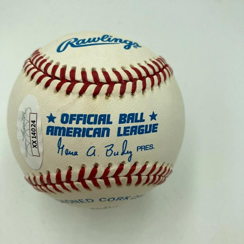 Beautiful Joe Dimaggio Signed Autographed American League Baseball With JSA COA - 3