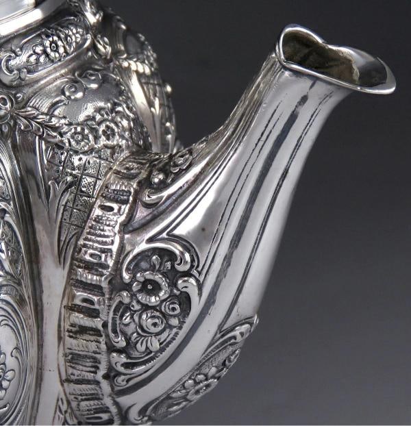 Vintage 1942 Beautifully Hand Chased Finnish Silver Teapot - 4