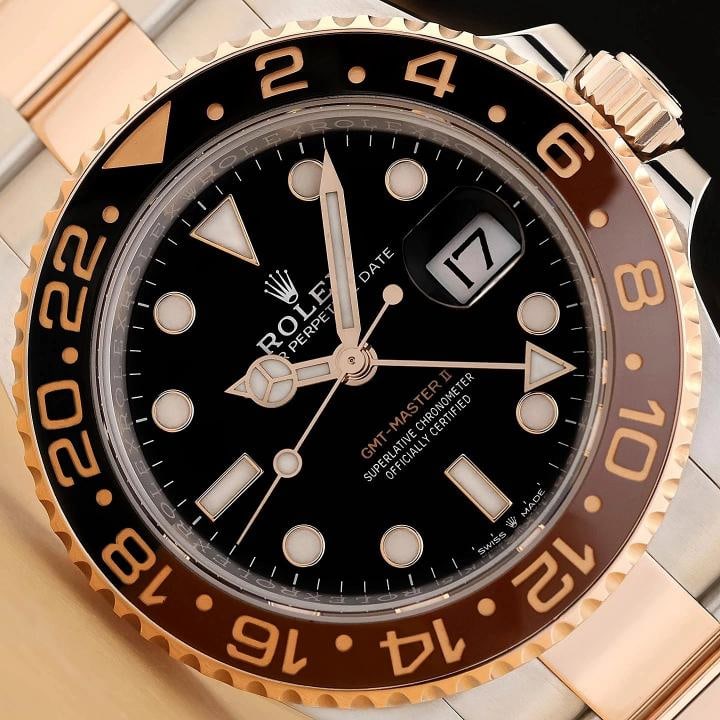 2022 CARD ROLEX GMT MASTER II 126711 CHNR 18K ROSE GOLD STEEL ROOT BEER WATCH: This is an authentic Rolex 126711 CHNR GMT Master II Root Beer 40mm black dial watch with black brown rotatable ceramic bezel, stainless steel and 18K rose gold oyster bracelet, and Rolex warranty