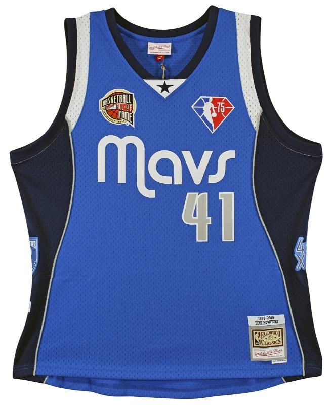 Dirk Nowitzki Signed Mavs Blue M&N HOF Class of 2023 TB HWC Swingman Jersey Beckett - 4