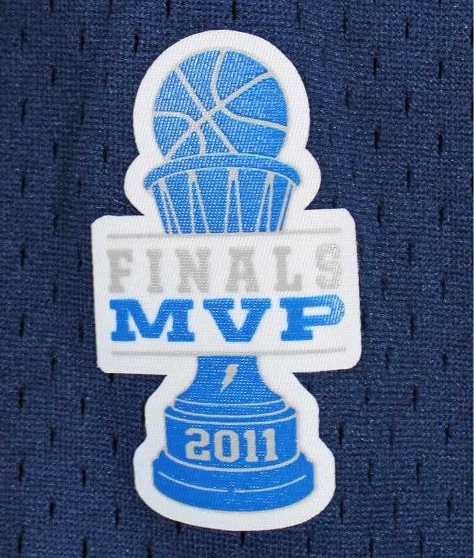 Dirk Nowitzki Signed Mavs Blue M&N HOF Class of 2023 TB HWC Swingman Jersey Beckett - 9