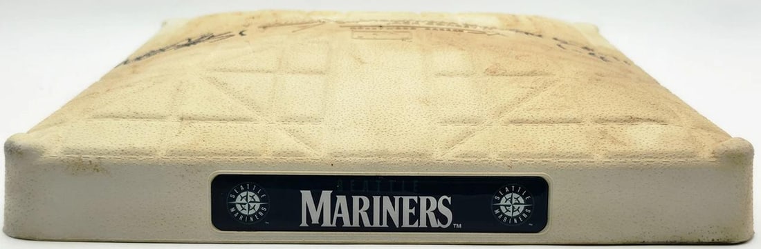 Ichiro Suzuki Signed Game Used MLB Mothers Day 2nd Base Inscribed "GU 5-8-11" & "1-4" Beckett Wit... - 8