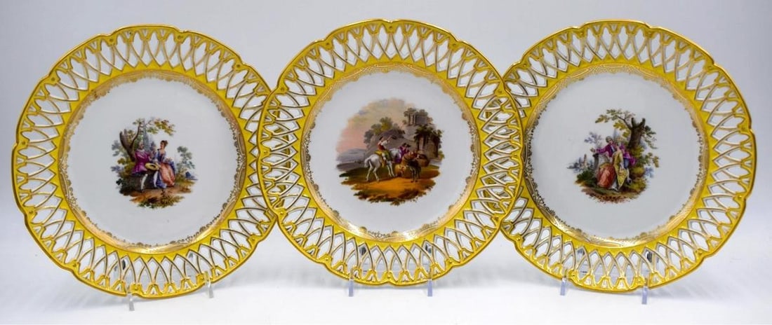 Set of 6 Dresden Yellow Hand Painted Pierced Cabinet Plates, Circa 1900 - 3