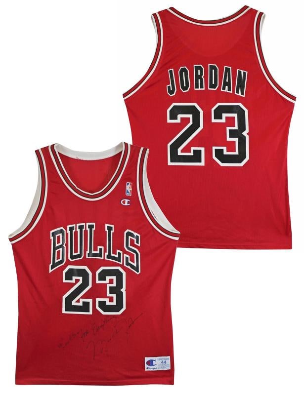 Michael Jordan Signed Chicago Bulls Jersey Inscribed "Thanks For Everything" (Beckett LOA): Player: Michael Jordan,Product: Jersey,Original/Reprint: Original,Autograph Authentication: Beckett,Team: Chicago Bulls,PRODUCT_COA: Beckett,PRODUCT_SIGNED_BY_NAME: Michael