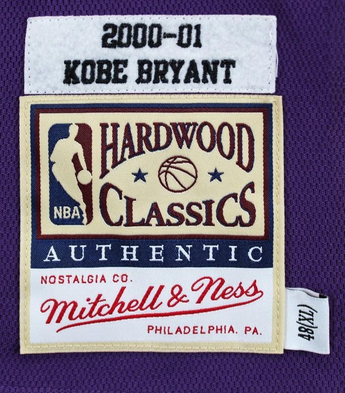 Kobe Bryant Signed Los Angeles Lakes M&N 2000-01 HWC Authentic Jersey (PSA) - 6