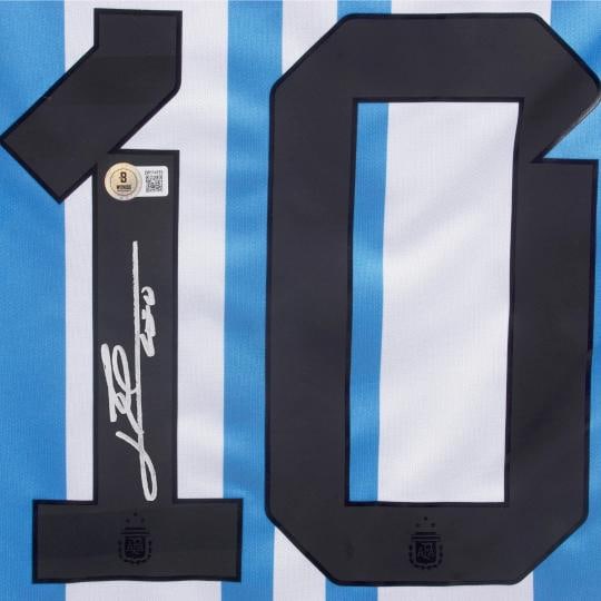 Lionel Messi Signed Argentina Soccer Jersey (Beckett Witness) - 2