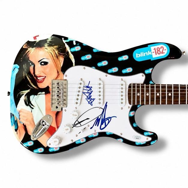 Blink 182 Signed Guitar Custom Graphics JSA COA Mark Hoppus Tom Delonge Barker: Industry: Music,Signed: Yes,Autograph Authentication: James Spence (JSA),Object Type: Guitar & Guitar Pick,Original/Reproduction: Original,Country of Origin: United States Signer: Blink-182 Mark