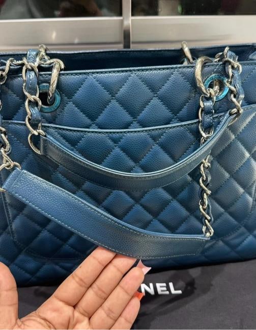 Chanel Caviar Quilted Grand Shopping Tote GST in Royal Blue - 5